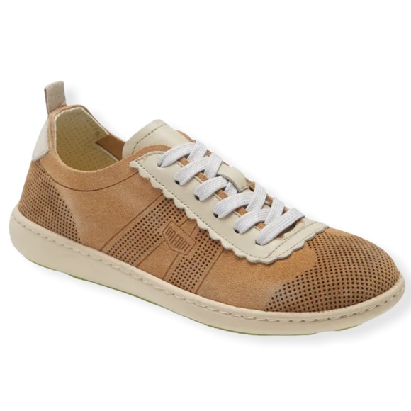 On Foot 14001 Sneaker perforated leather Spain tan women's size 9 cushioned shoe - Picture 1 of 10